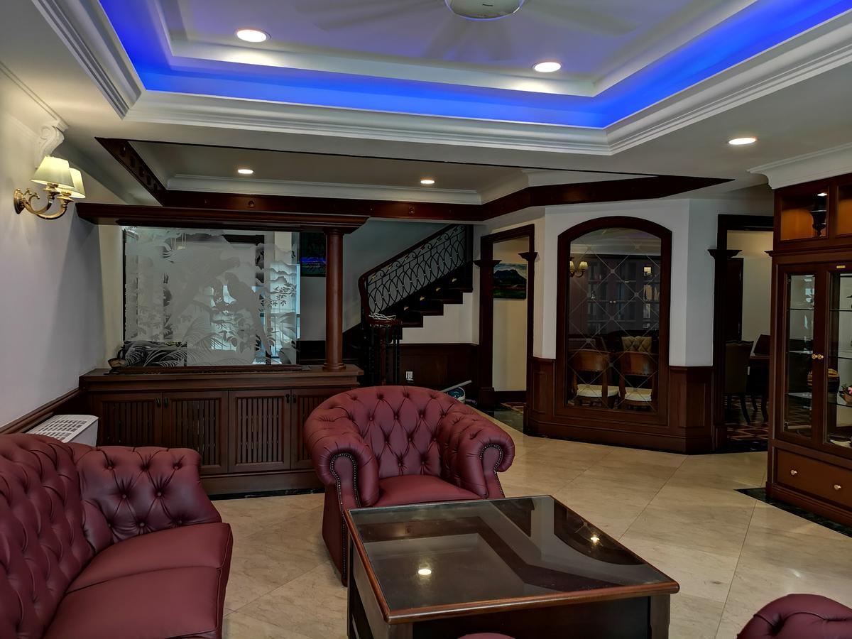 Marina Court Luxury Penthouse Aparthotel Kota Kinabalu Exterior photo