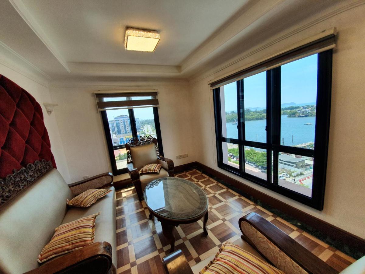 Marina Court Luxury Penthouse Aparthotel Kota Kinabalu Exterior photo